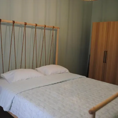 Apartment Sea Breeze Nea Iraklitsa